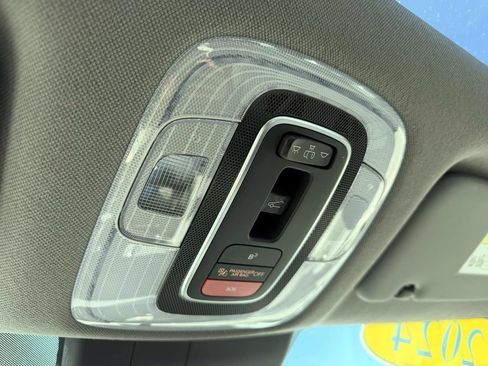 Certified 2024 Hyundai Elantra SEL w/ Convenience Package FWD image 38