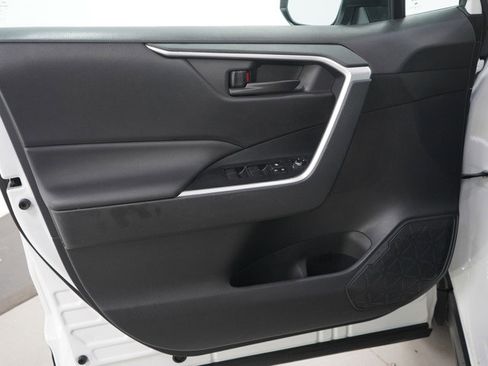 Used 2024 Toyota RAV4 LE image 20