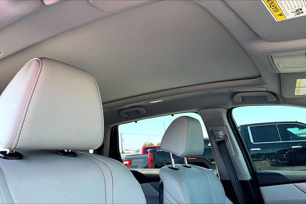 Used 2025 Acura MDX w/ Technology Package FWD image 21