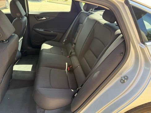 Used 2022 Chevrolet Malibu LS w/ Driver Confidence Package II FWD image 11