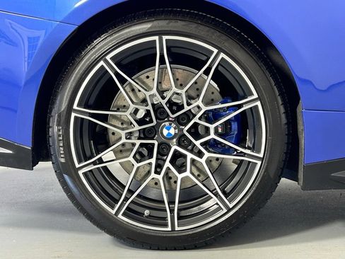 Used 2021 BMW M4 Competition w/ M Carbon Exterior Package RWD image 43