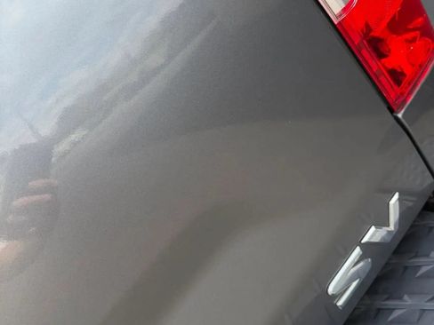 Used 2017 Nissan Titan SV RWD image 11