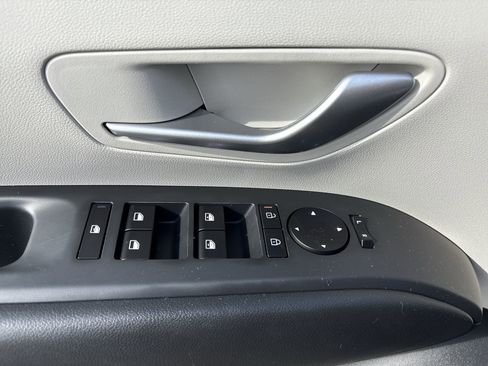 Certified 2025 Hyundai Tucson SEL image 12