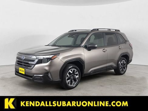 Certified 2025 Subaru Forester Premium AWD/4WD image 1
