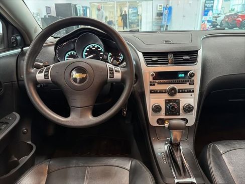 Used 2009 Chevrolet Malibu LT w/ Power Convenience Package image 25