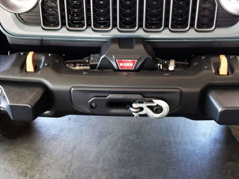 Used 2025 Jeep Wrangler Unlimited Rubicon 392 AWD/4WD image 26