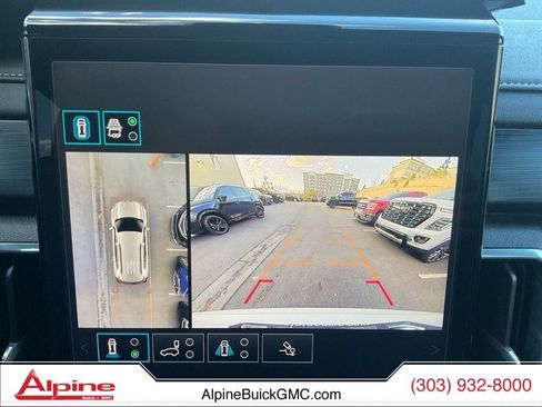 Used 2025 GMC Acadia Elevation image 16