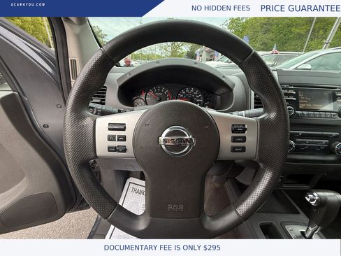 Used 2014 Nissan Frontier SV RWD image 14