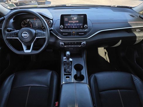 Used 2022 Nissan Altima 2.5 SR image 10