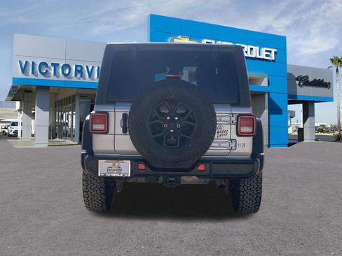 Used 2024 Jeep Wrangler Unlimited Sport AWD/4WD image 6