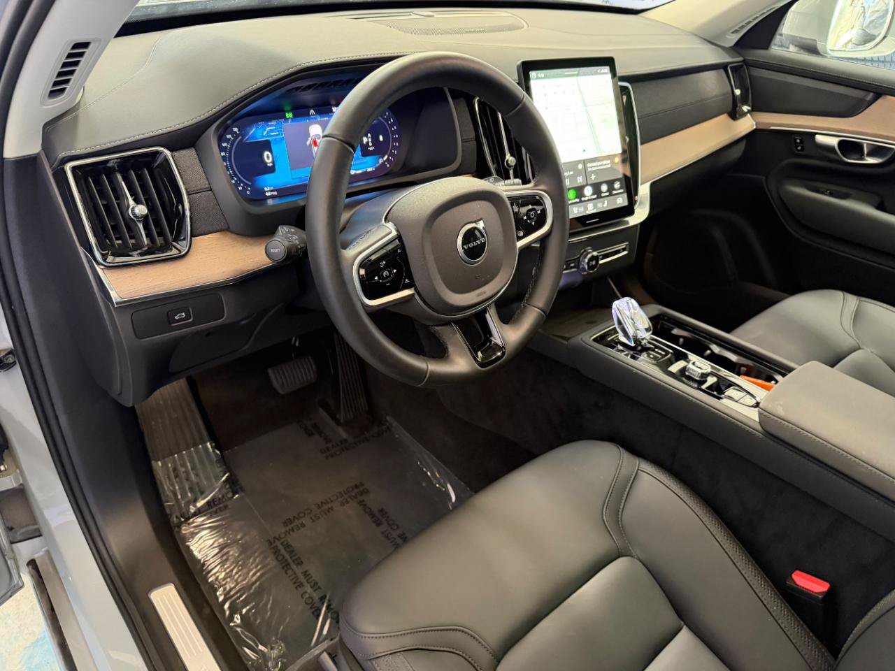 Used 2026 Volvo XC90 B6 Plus AWD/4WD image 15