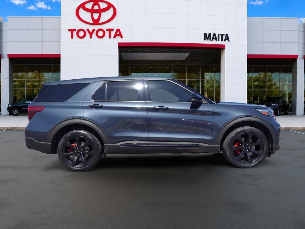Used 2022 Ford Explorer ST w/ Equipment Group 401A AWD/4WD image 2