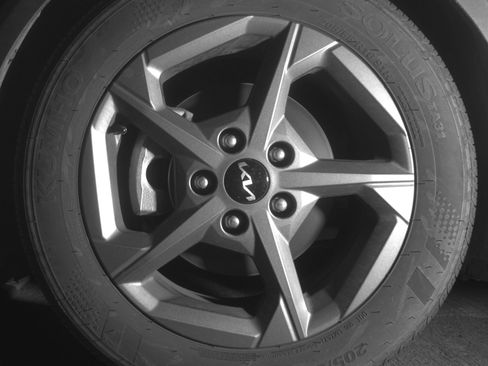Used 2025 Kia K4 FWD image 12