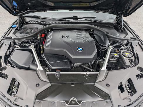 Used 2023 BMW 530i xDrive w/ Premium Package image 31