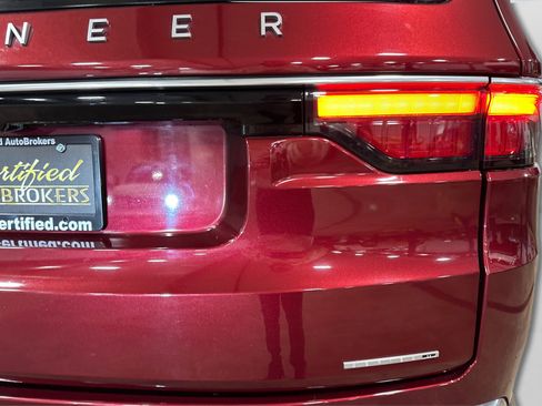 Used 2022 Jeep Wagoneer Series II image 51