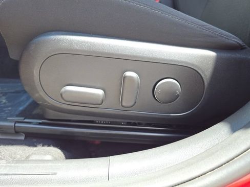Used 2024 Hyundai Kona SEL FWD image 16