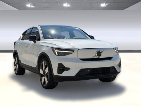 Certified 2023 Volvo C40 P8 Recharge Ultimate AWD/4WD image 7