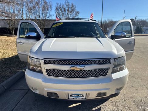 Used 2008 Chevrolet Avalanche LTZ w/ LTZ Preferred Equipment Group image 8
