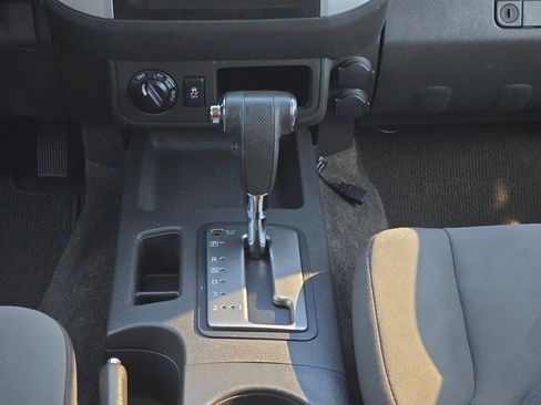 Used 2014 Nissan Xterra S image 24