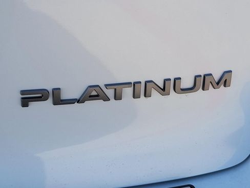 New 2026 Nissan Armada Platinum image 12