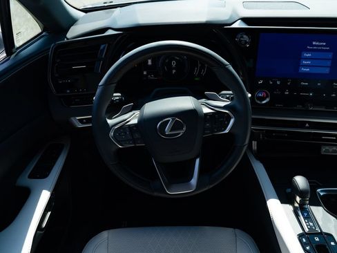 Used 2023 Lexus RX 350 w/ Accessory Package (Z1) AWD/4WD image 11