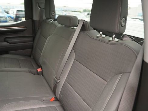 Used 2023 Chevrolet Silverado 1500 LT AWD/4WD image 13