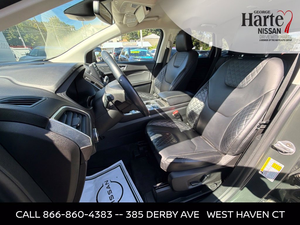 Used 2024 Ford Edge Titanium AWD/4WD image 18