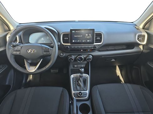 New 2026 Hyundai Venue SEL image 9