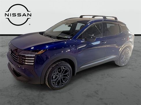 New 2026 Nissan Kicks SR w/ Cold Weather Package image 1