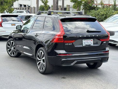 Certified 2023 Volvo XC60 B5 Plus AWD/4WD image 7