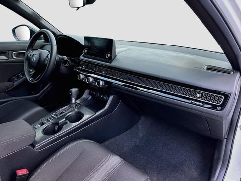 Certified 2026 Honda Civic Sport image 30