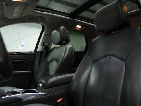 Used 2014 Cadillac SRX Luxury w/ Driver Awareness Package FWD image 22