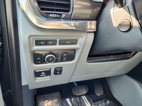 Used 2021 Ford F150 Lariat w/ Equipment Group 502A High image 14