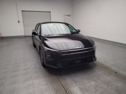 Used 2025 Kia K4 FWD image 14
