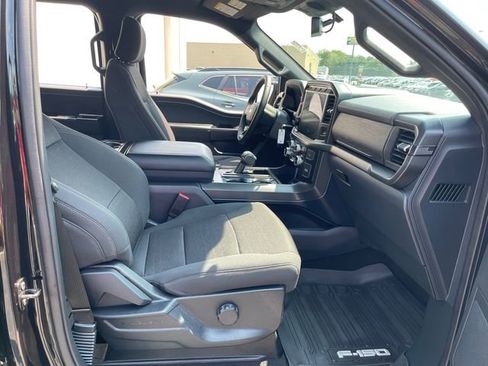 Used 2024 Ford F150 XLT w/ XLT Black Appearance Package image 39