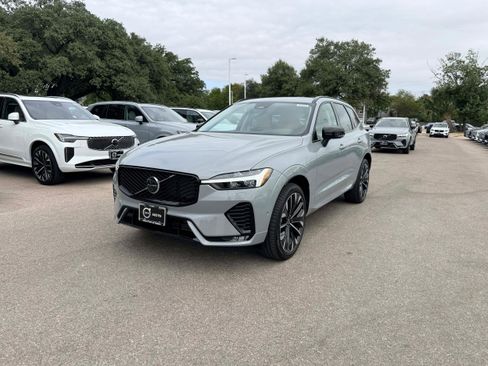 New 2026 Volvo XC60 B5 Ultra w/ Protection Package Premier image 2