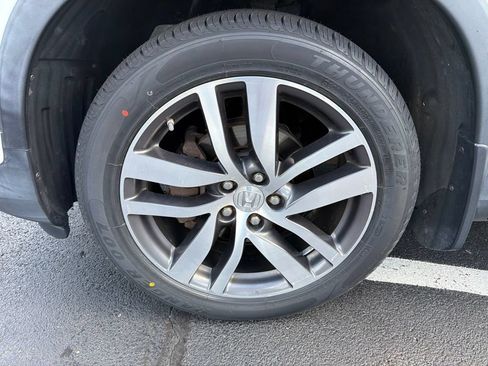 Used 2016 Honda Pilot Touring image 10