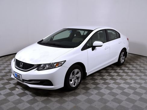 Used 2014 Honda Civic LX image 4