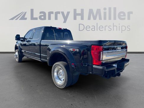 Used 2022 Ford F450 Platinum AWD/4WD image 3
