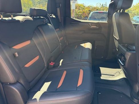 Used 2025 GMC Sierra 1500 AT4 AWD/4WD image 22