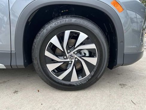 New 2026 Volkswagen Tiguan S FWD image 8