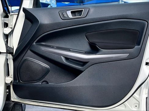 Used 2021 Ford EcoSport SE image 22
