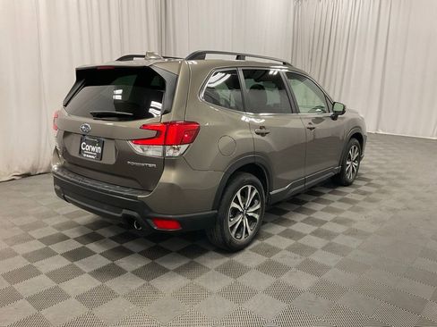 Used 2020 Subaru Forester Limited image 7