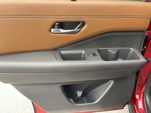 New 2026 Nissan Pathfinder Platinum AWD/4WD image 20