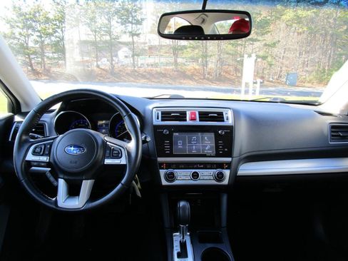 Used 2016 Subaru Legacy 2.5i Premium AWD/4WD image 11