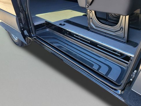 New 2026 Mercedes-Benz Sprinter 2500 image 14