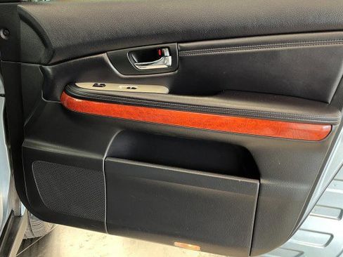 Used 2004 Lexus RX 330 AWD image 16