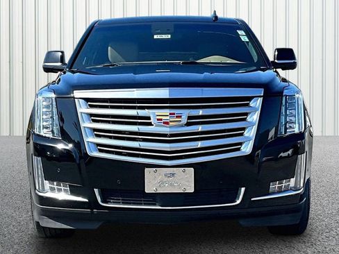 Used 2018 Cadillac Escalade ESV Platinum AWD/4WD image 23
