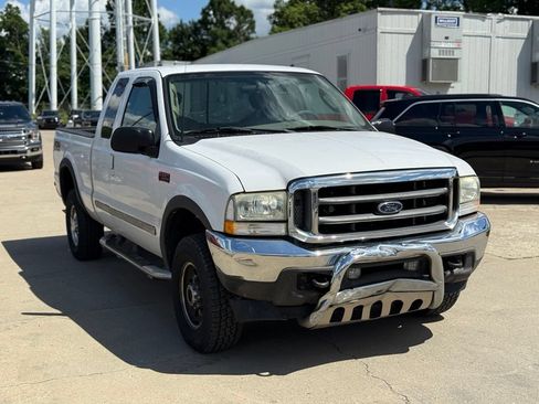 Used 2003 Ford F250 XL AWD/4WD image 4