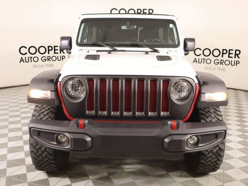 Used 2022 Jeep Wrangler Unlimited Rubicon w/ Cold Weather Group image 10